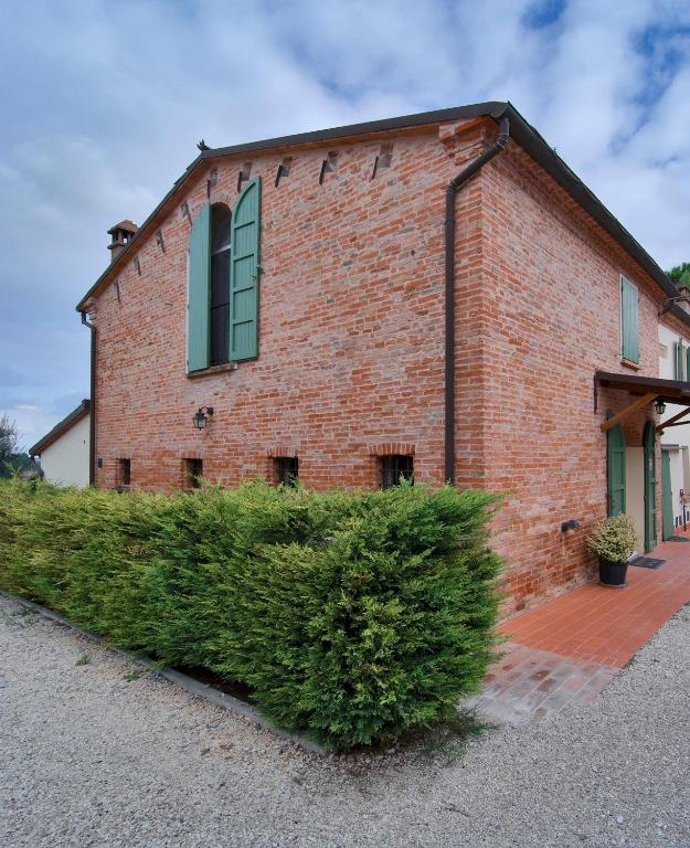 Agriturismo E Cantina La Sabbiona Faenza Exterior photo